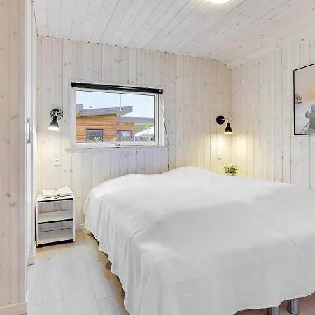 Luxury Retreat With Pool Semesterbostad