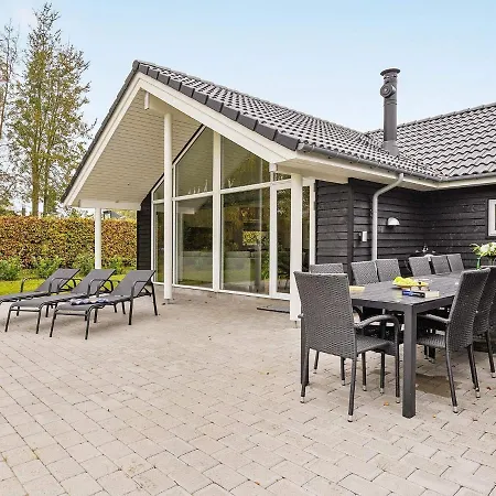 Luxury Retreat With Pool - By Traum