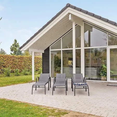 Дом отдыха Luxury Retreat With Pool - By Traum