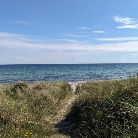 Luxury Retreat With Pool - By Traum Дом отдыха Boto By